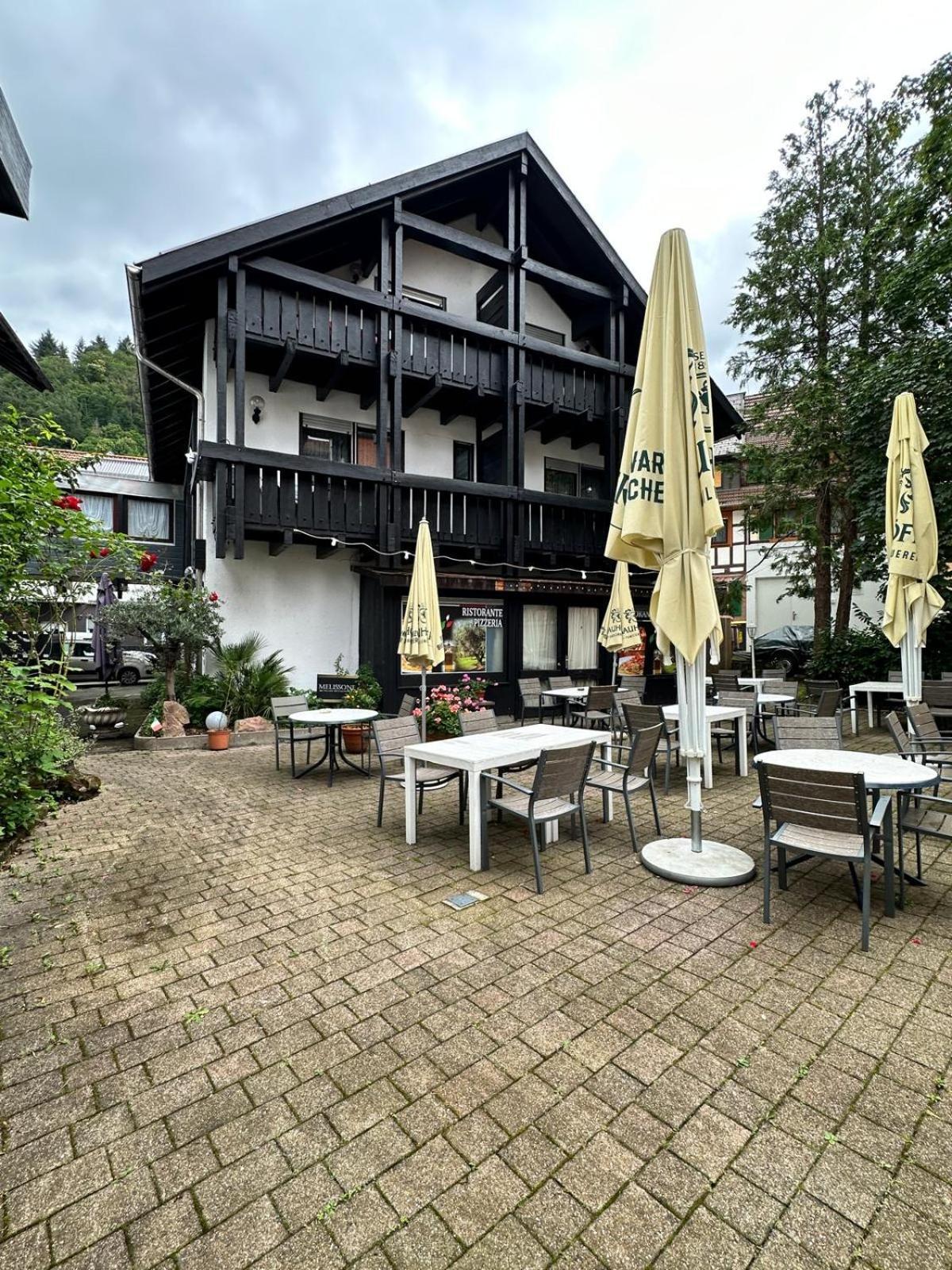 Hotel Gruener Baum - Hotel Im Murgtal, Schwarzwald فايزينباخ المظهر الخارجي الصورة