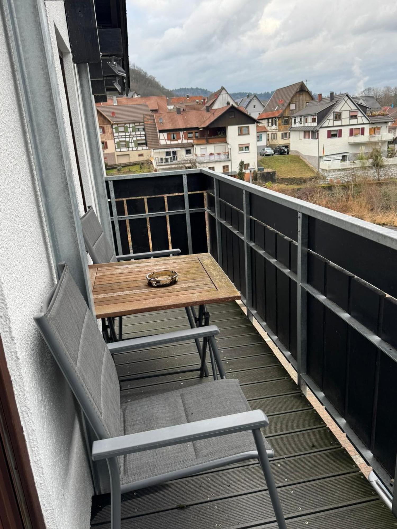 Hotel Gruener Baum - Hotel Im Murgtal, Schwarzwald فايزينباخ المظهر الخارجي الصورة