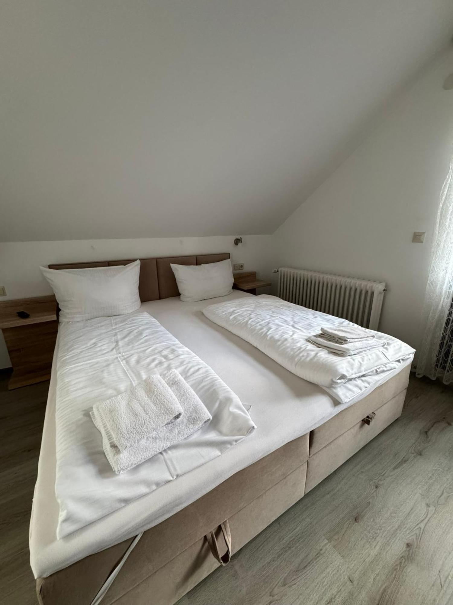 Hotel Gruener Baum - Hotel Im Murgtal, Schwarzwald فايزينباخ المظهر الخارجي الصورة