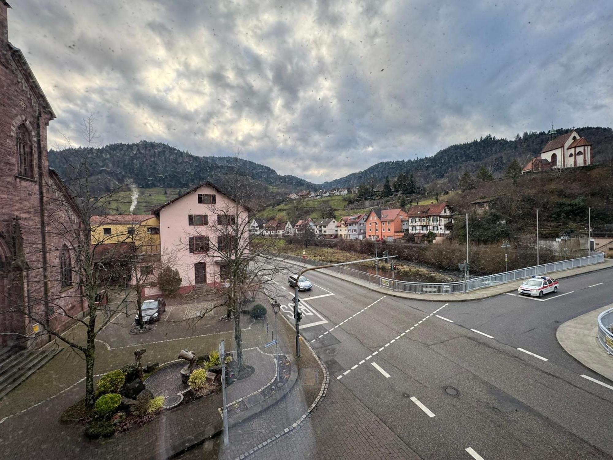 Hotel Gruener Baum - Hotel Im Murgtal, Schwarzwald فايزينباخ المظهر الخارجي الصورة